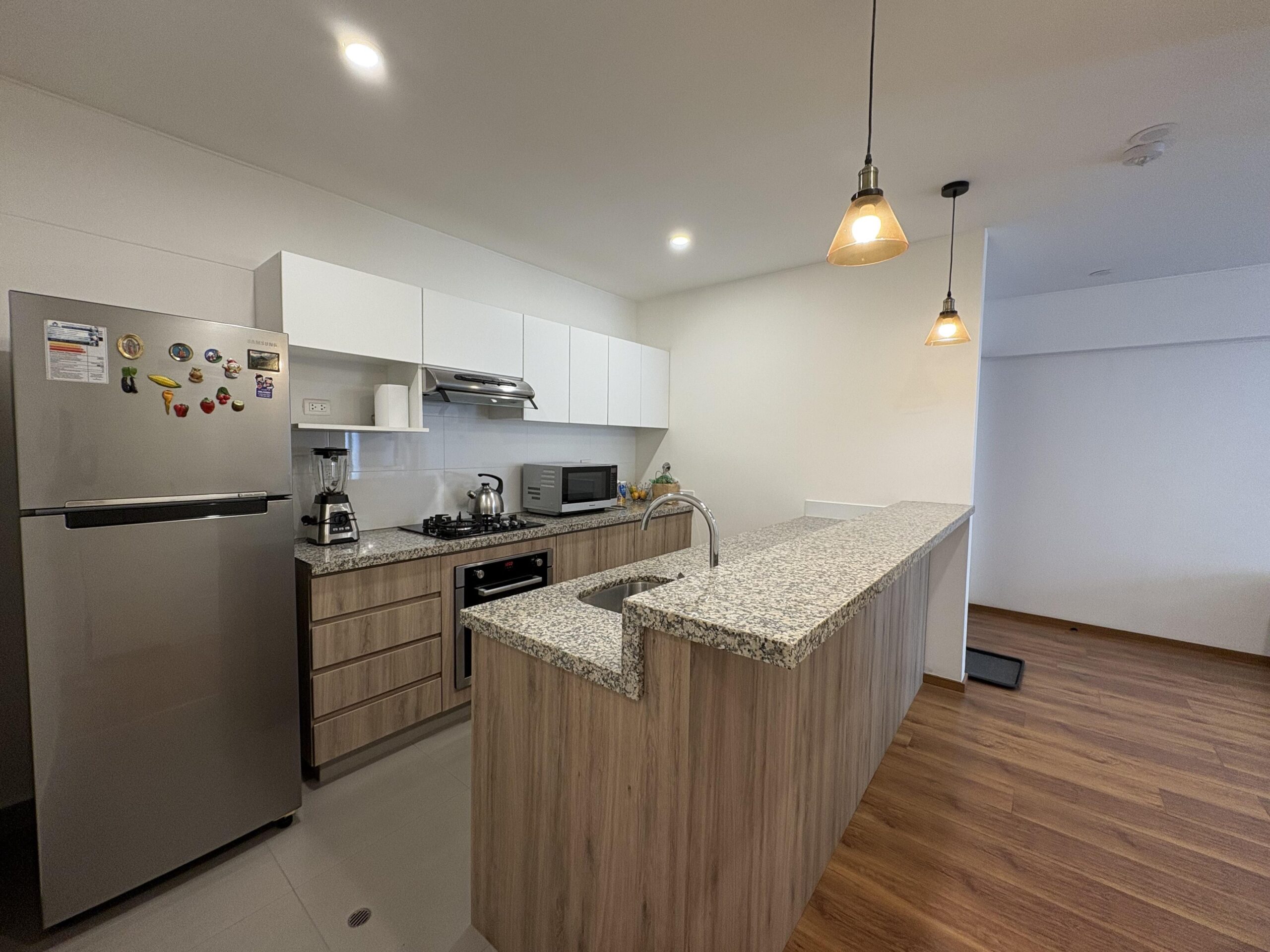 b33845d9-29df-41e1-b2c6-70dec7027520